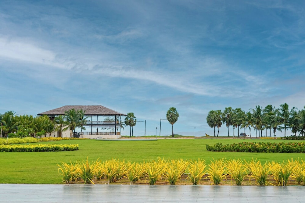 Golden Sands - By The Bay Resorts
