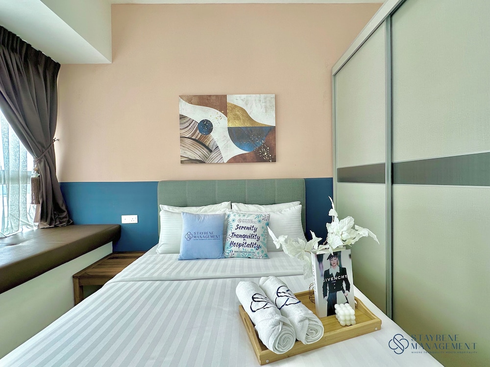 Country Garden Danga Bay Sea View Homestay by Stayrene