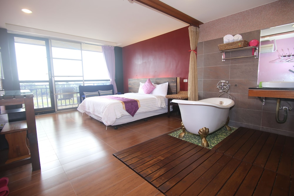 Water Front Hotel