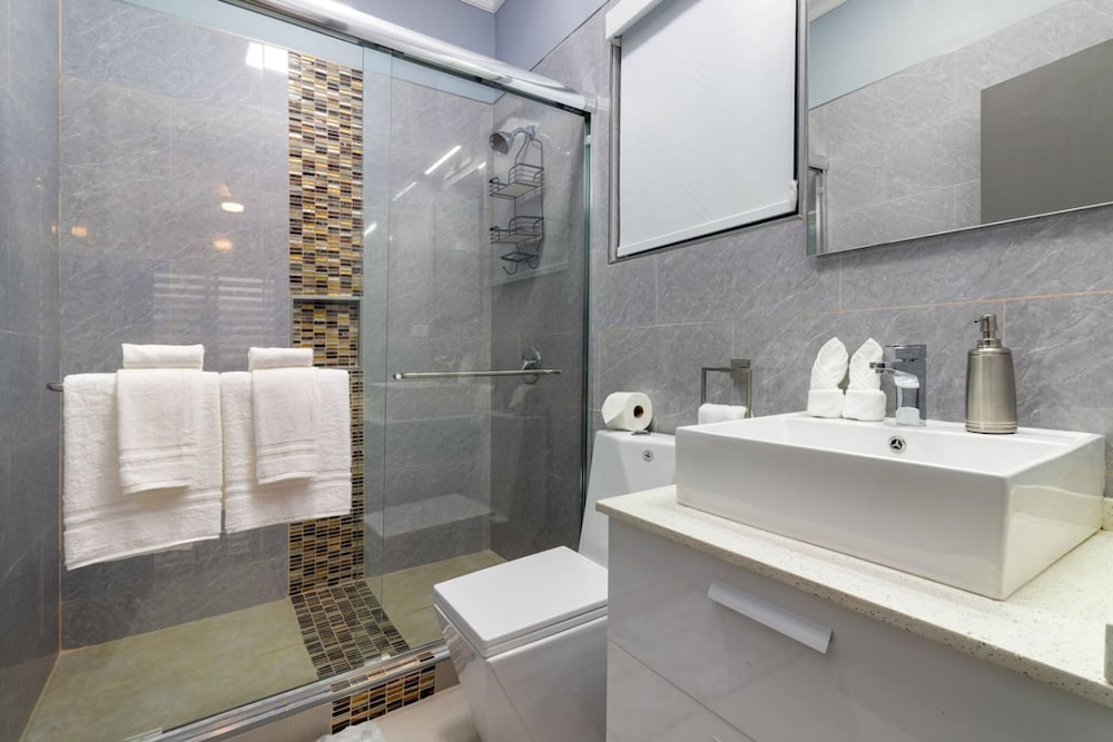 Coastal Escape in Riviera Tower Isle Beach Nearby