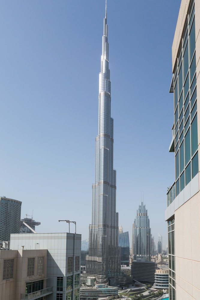 HiGuests - The Residences 5 Tower