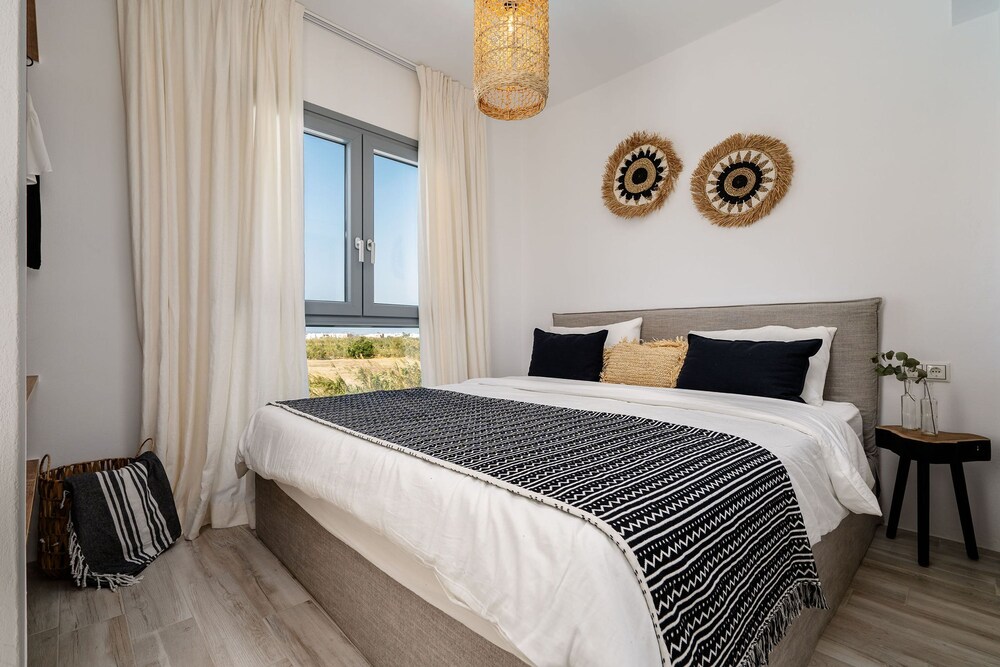 Maison Solea Plaka With 3 Bedrooms and 3 Bathrooms