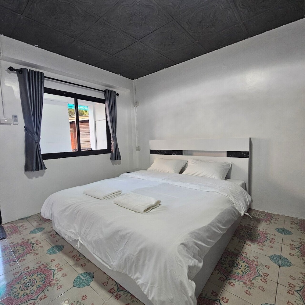 COOPER Guest House