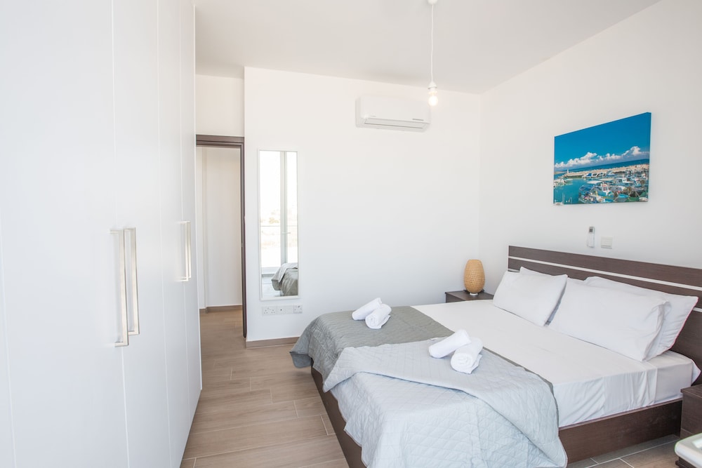Villa Prol17, Exquisite 5bdr Villa With Pool, Close to Fig Tree Bay Beach view 5
