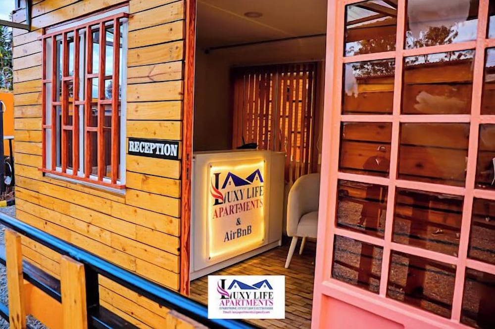 Lux Suites Luxylife Studios Kenol