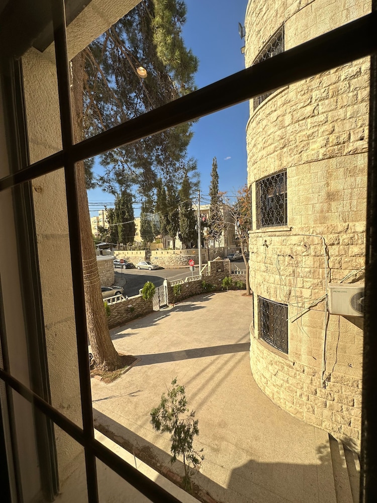 9 Antica Jabal Al Lweibdeh