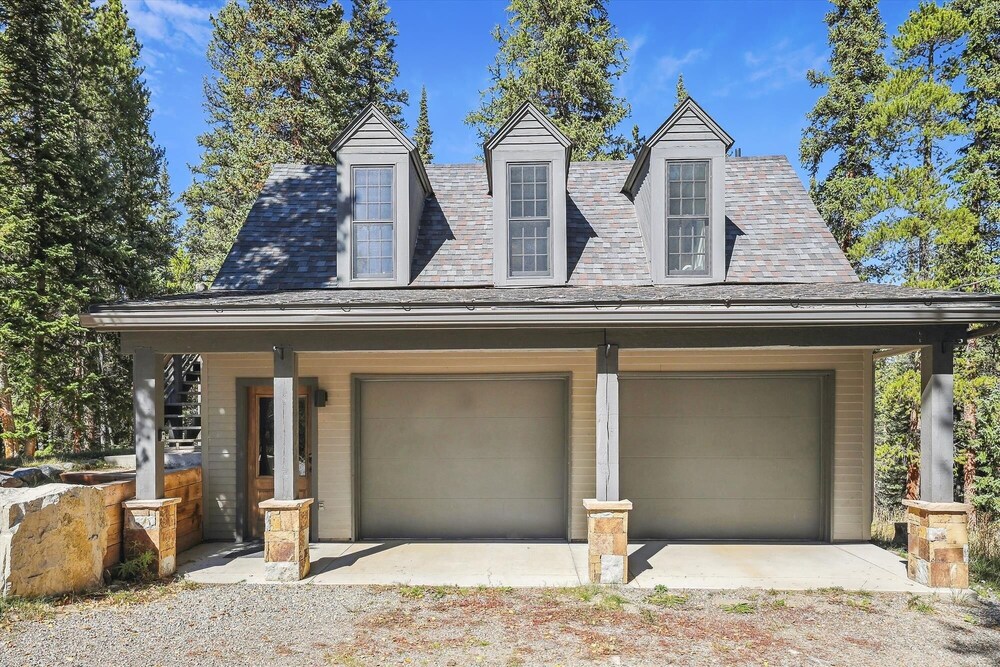 Summit Solitude Estate 3 Bedroom Home