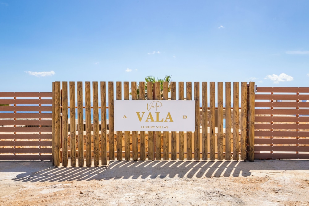 Vala Luxury Villa B