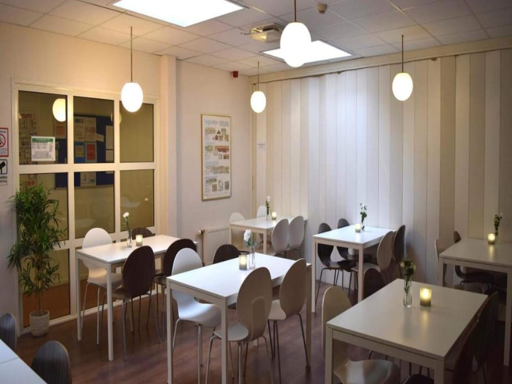 8 Person Holiday Park Home in Goteborg