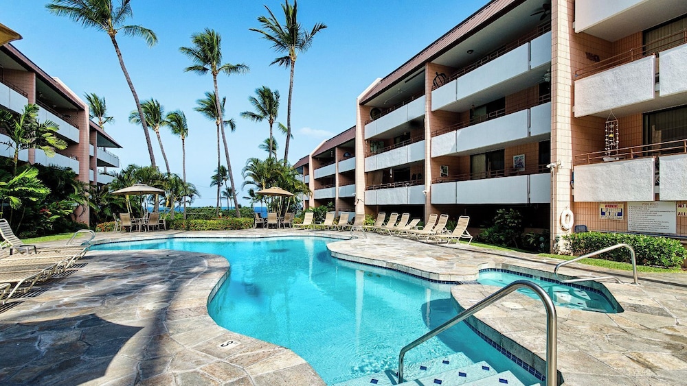 Condo With Central AC - Partial Ocean View - Concierge - Near Magic Sands Beach - Vrkcv