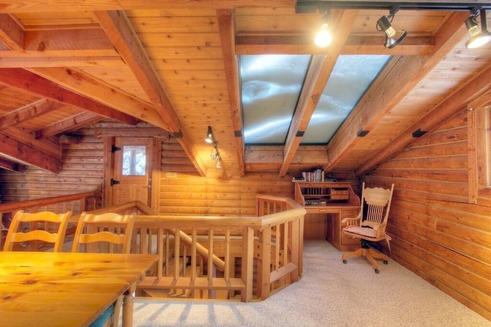Log Cabin on the Stream