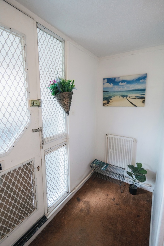 London Luxury Flat - Upper Whistler Walk