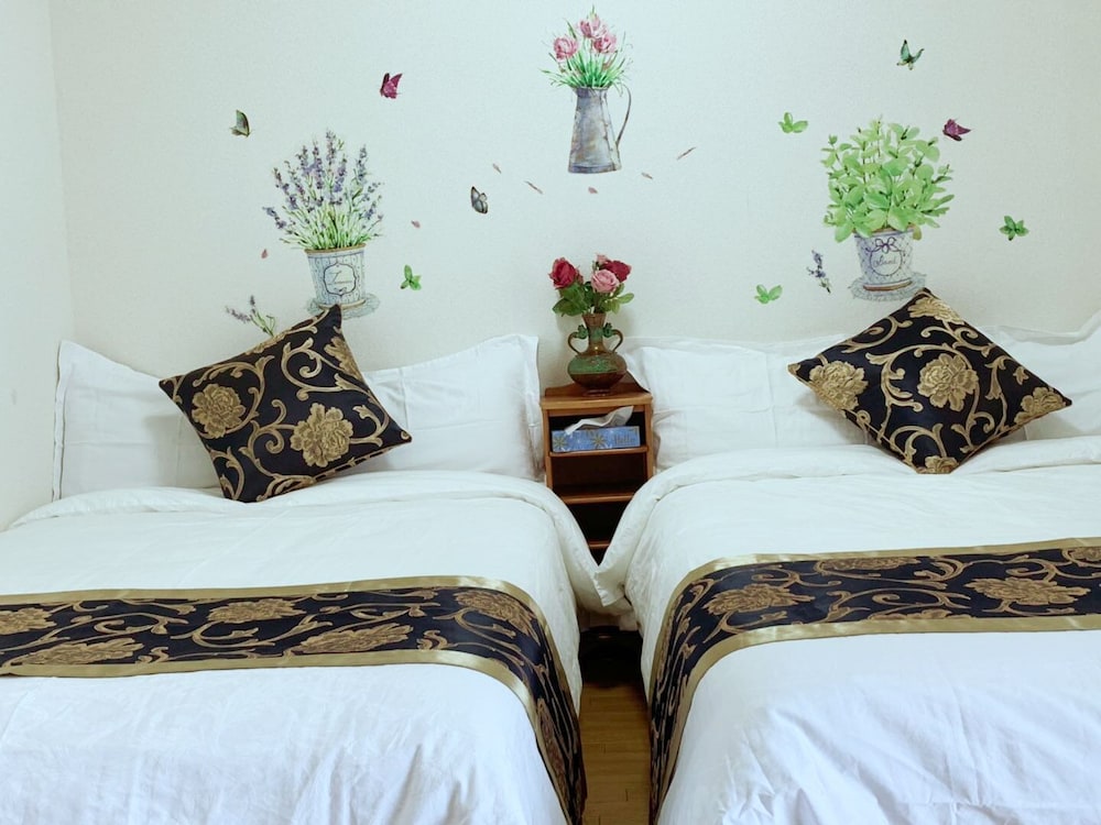Hostel Nyoi