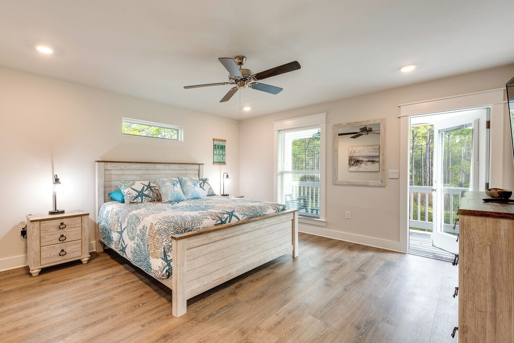 Ride to Shore: St Teresa Beach House w/ Bikes!