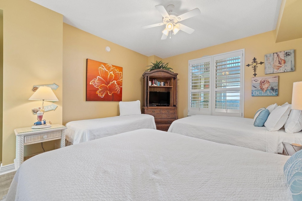 Beach Colony East 7C view 4