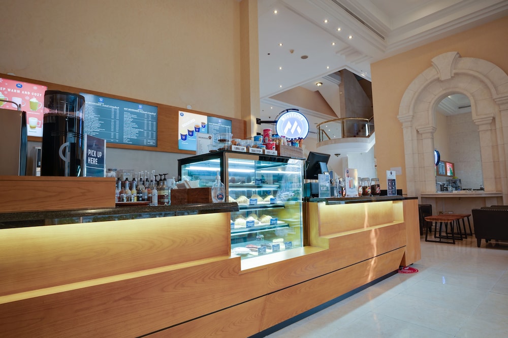 Abu Dhabi Vacations - Grand Continental Hotel - Property Image 27