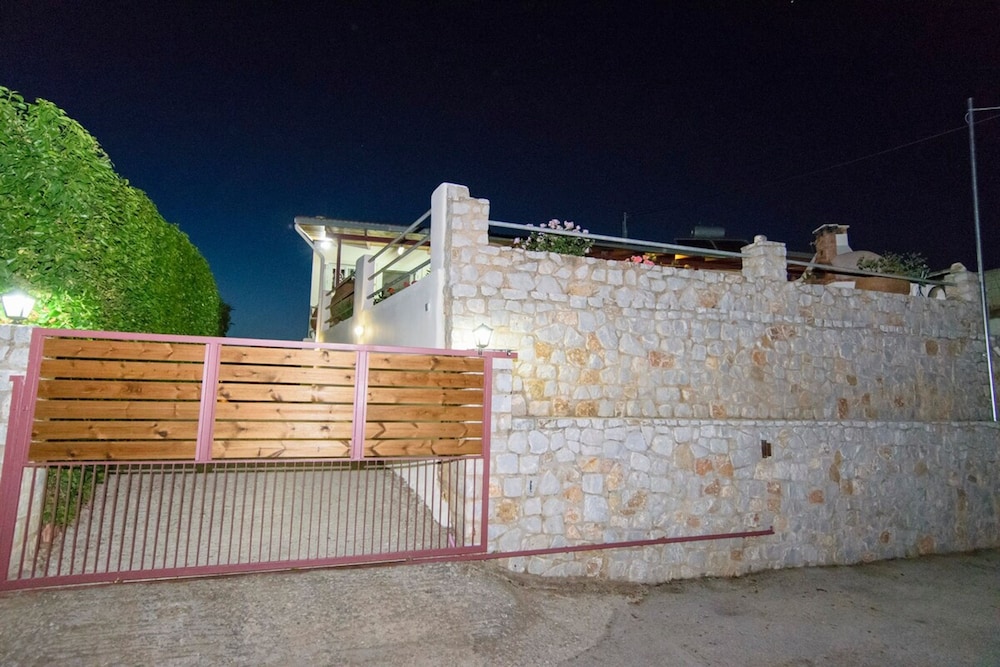 Ortaki Traditional House