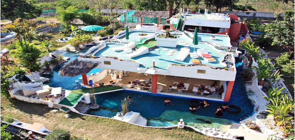 Mirabel Resort & Mini Golf