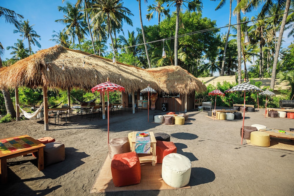Barefoot Glamping