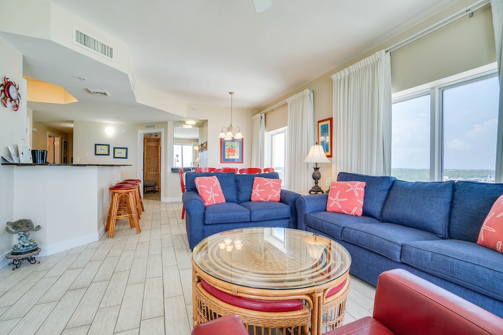 Calypso Beach Resort by Panhandle Getaways