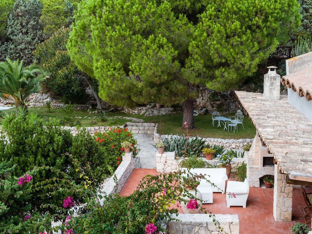 Villa Maddalena view 3