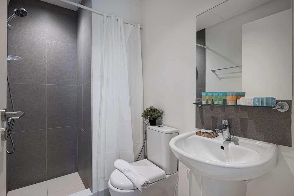 Burj Crown Lux Apartment by Dubai Mall