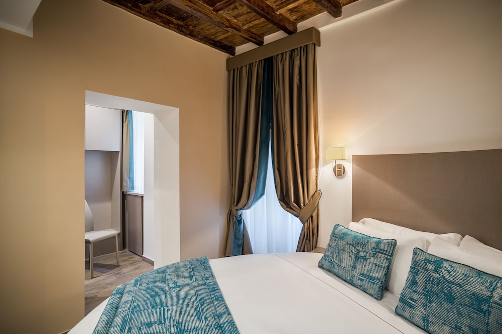 Reginella Suites