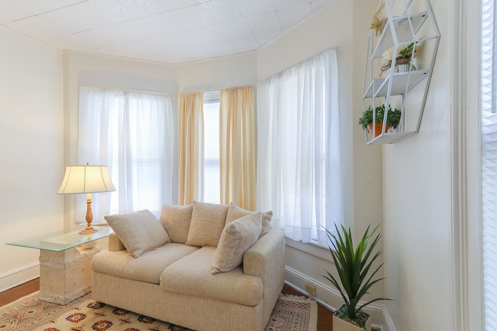 Bridgeport Vacations - Cozy Bridgeport Apartment: 2 Mi to Downtown! - Property Image 21
