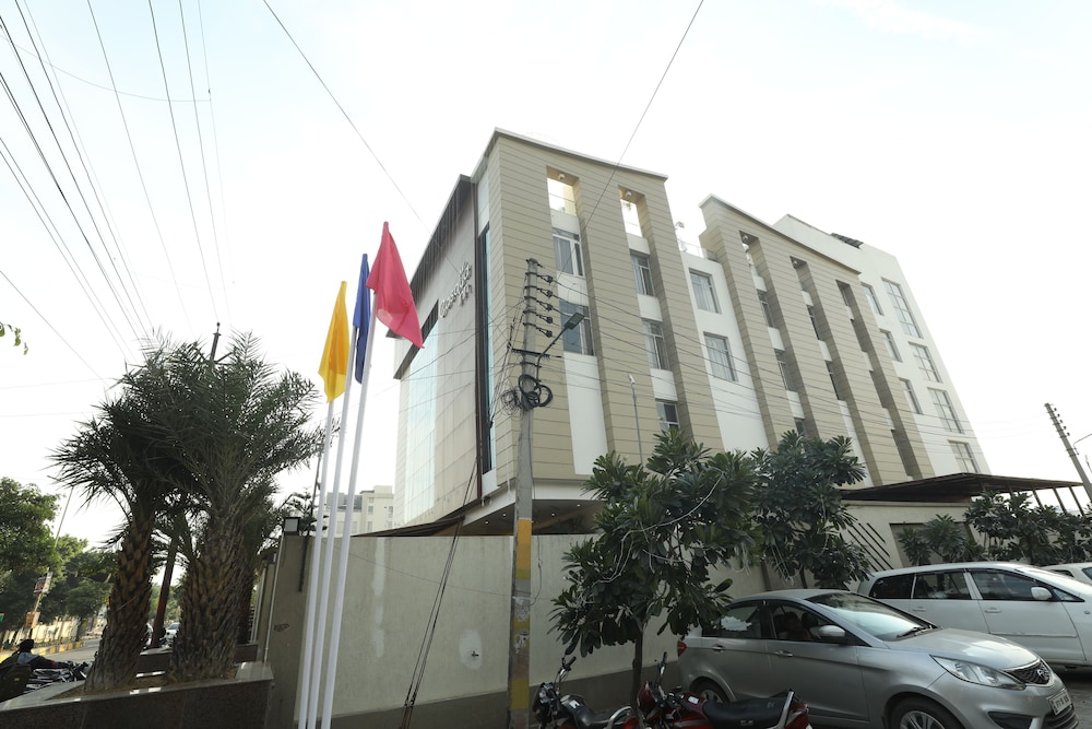 Hotel Casaya Inn