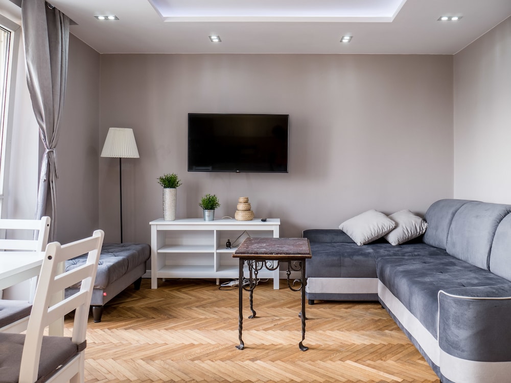 55 Plater Residence