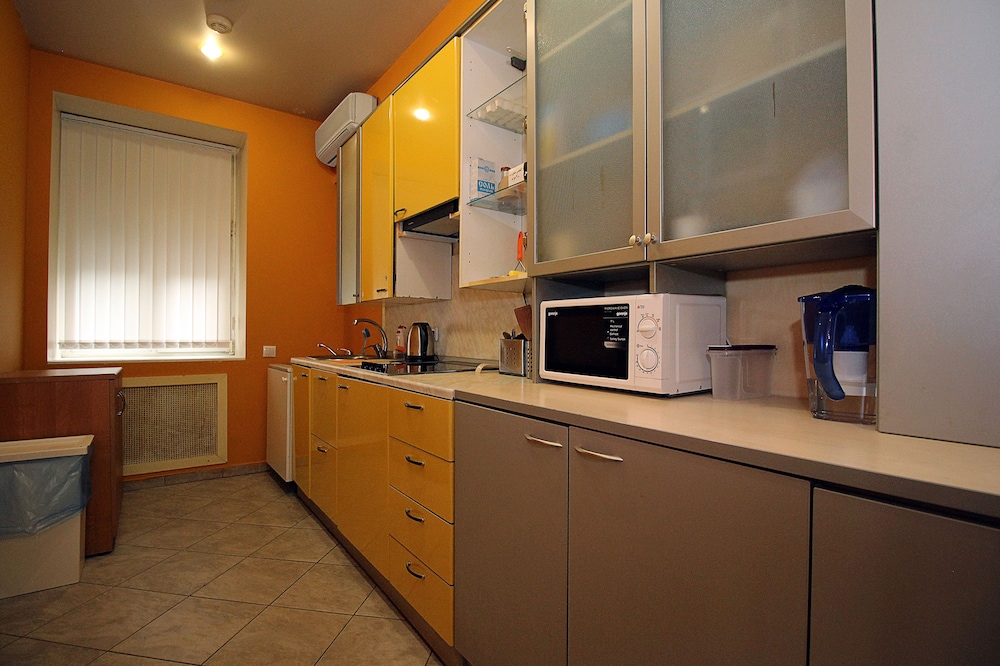 Homebox Capsule Hotel