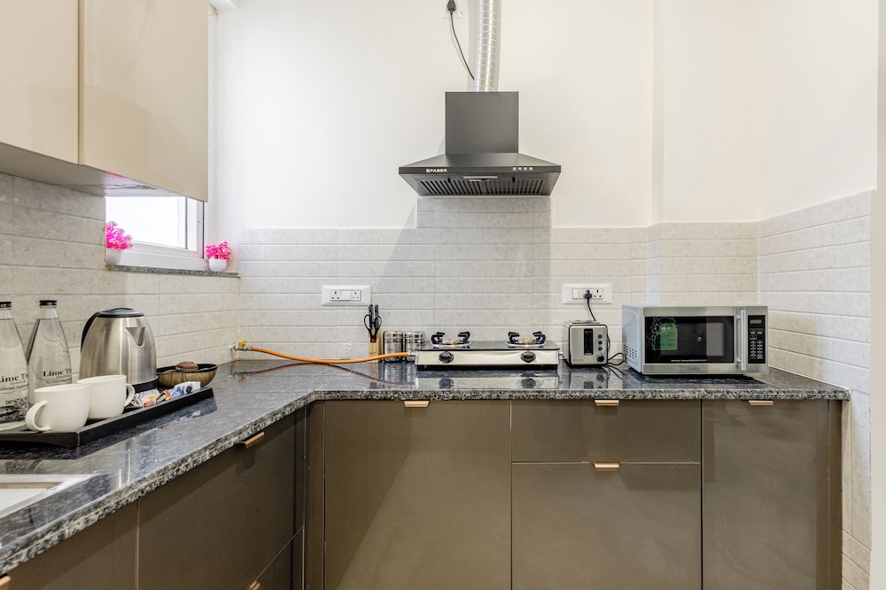 Lime Tree Luxury 2BHK Service Apartments