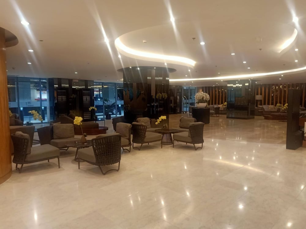 Len's Den2 1BR Condo Mall of Asia, Pasay Manila