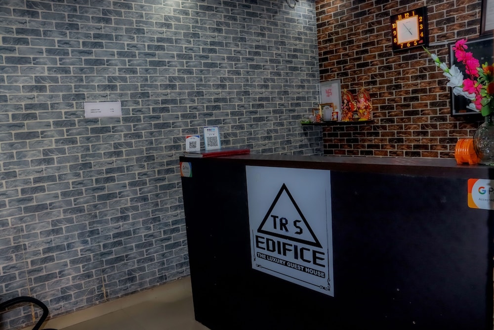 TR'S Edifice - A Luxury Guest House view 2