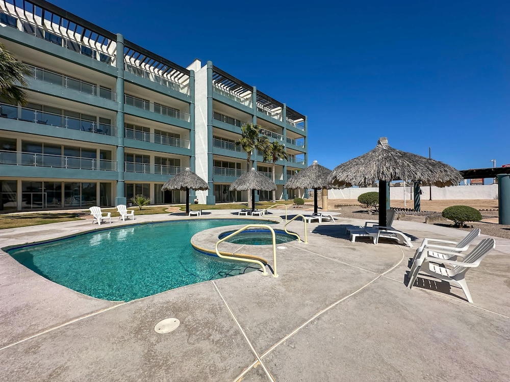 2BR Sunset Escape for Families