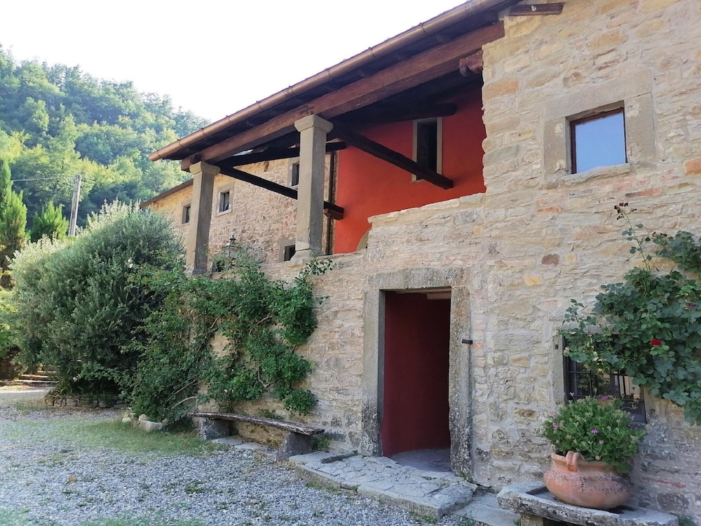 Comfy Home in San Godenzo With Lake Nearby view 2