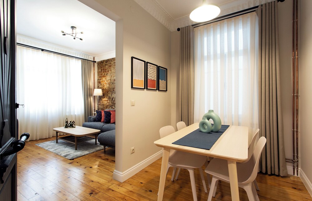Lovely Apartment in the Heart of Sisli