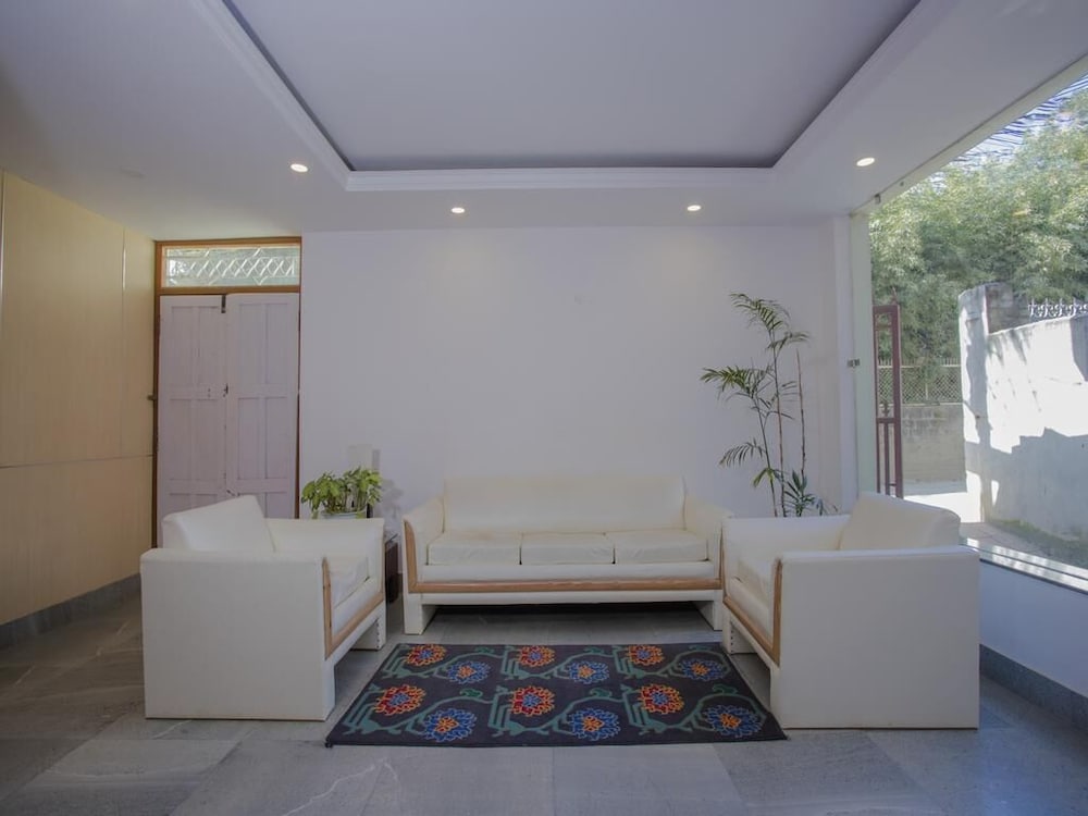 Hotel Bodhiz Tusal view 2