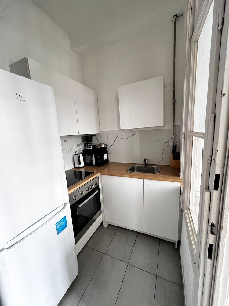 Cozy 2BR Apartment Near Meidling Station