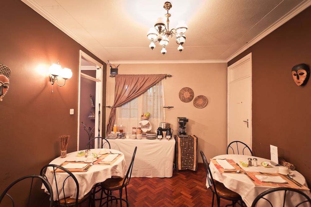 Godials Bed & Breakfast