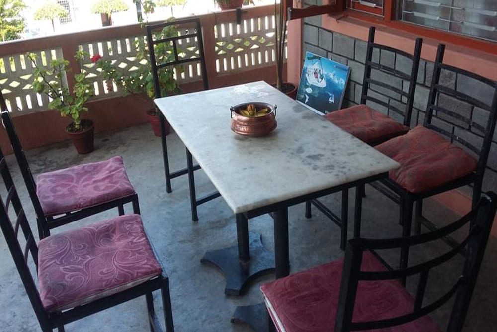 Galaxy Inn Guest House