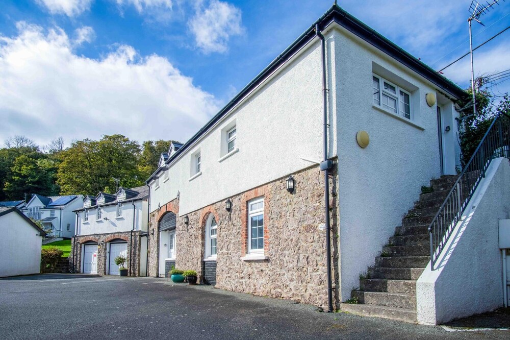 The Granary - 2 Bedroom Cottage - Penally