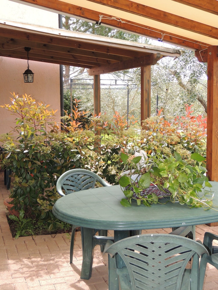 Borgognano Farm House