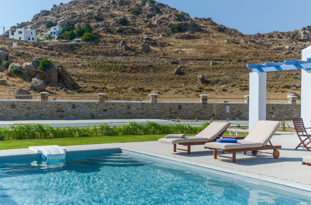 Natura Villas