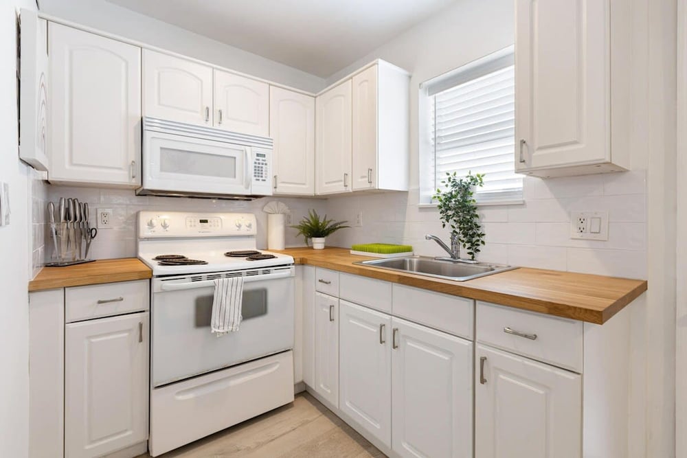 Dreamy 1-bedroom apt Walking Distance to Las Olas