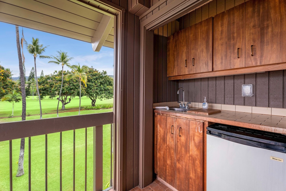 Fairway & Ocean Views - Updated Top Floor - AC- Vrkcv
