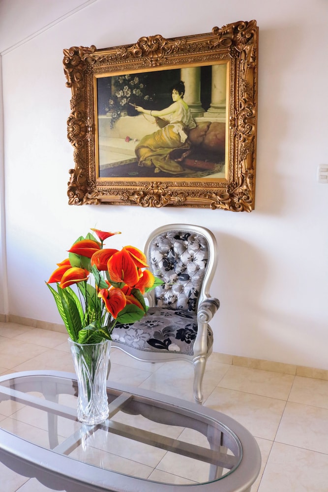 Hostal CaliView Inn
