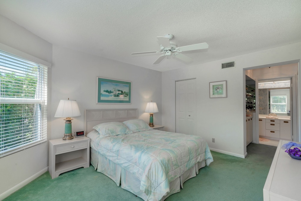 Vista Verde North 6-142 by Distinctive Beach Rentals