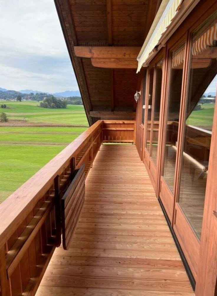 Mountain View Comfortable Holiday Residence