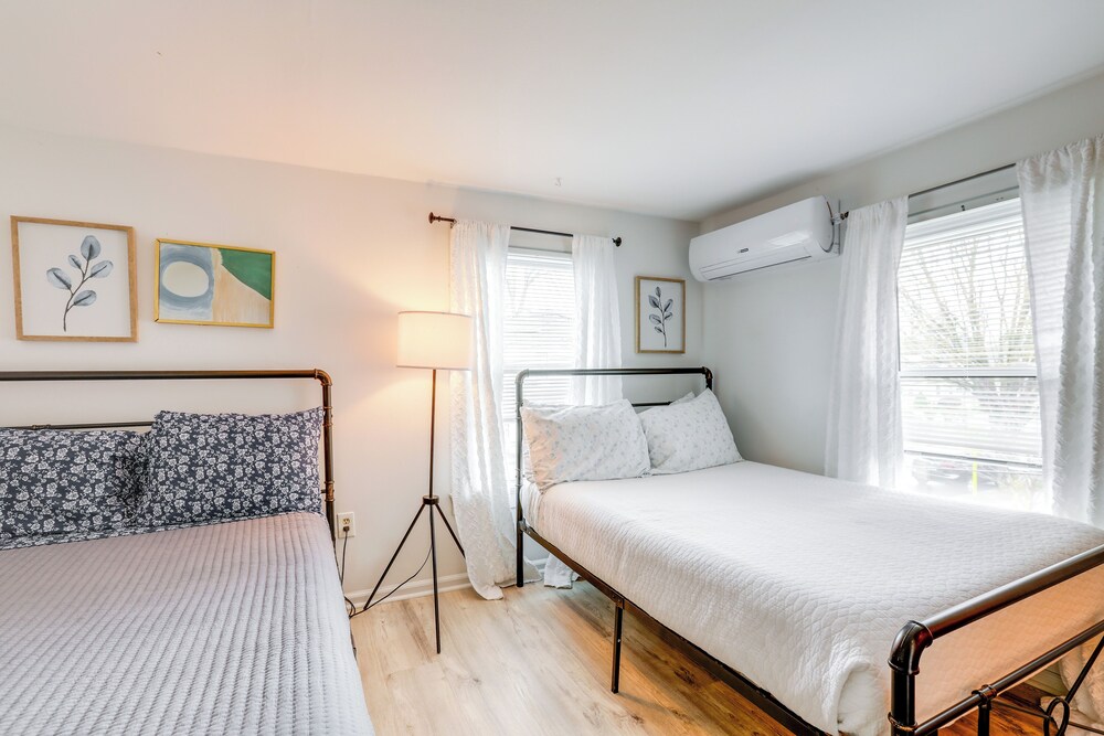 Walk to Campus & Palmer Square: Dtwn Townhome